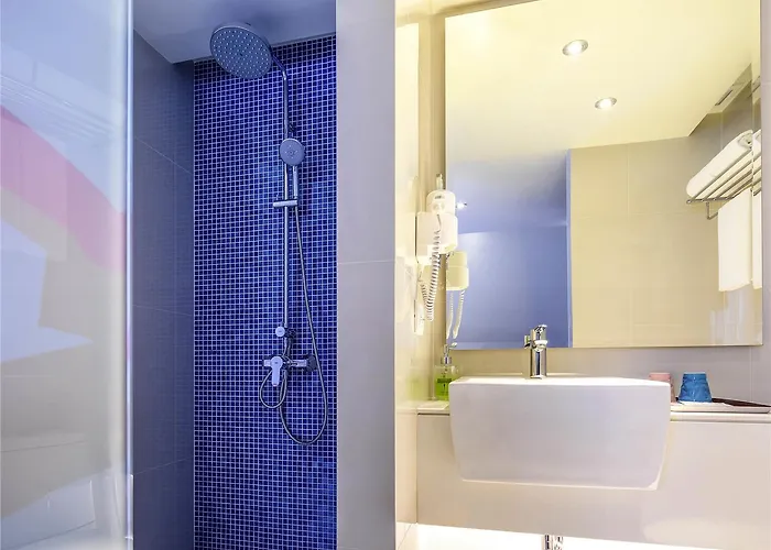 Ibis Styles 4*